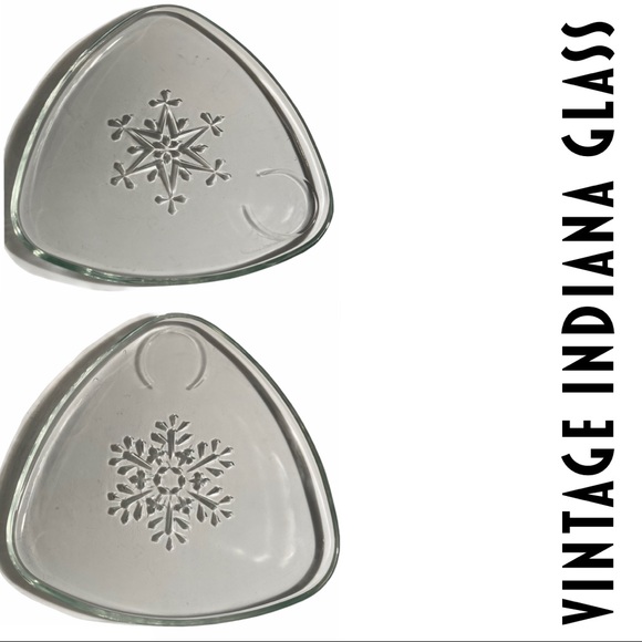 VTG Indiana Glass Atomic Snowflake Snack Plates (2